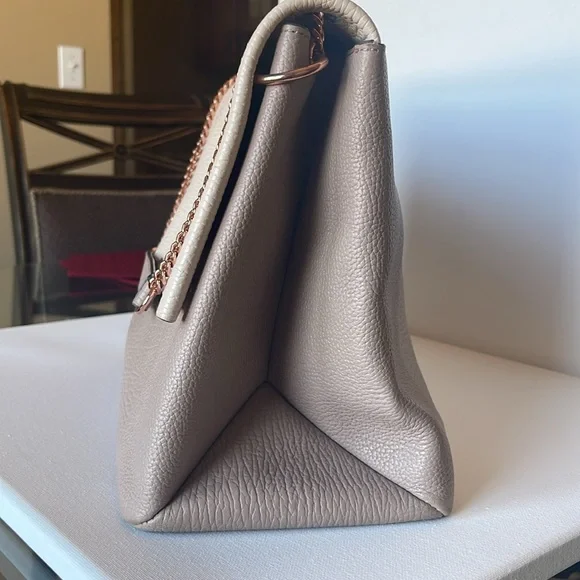 VGC TED BAKER LONDON 100% BOVINE LEATHER SHOULDER BAG/CLUTCH W ROSE GOLD HW - Picture 10 of 17